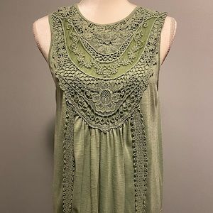 Seafoam green sleeveless top